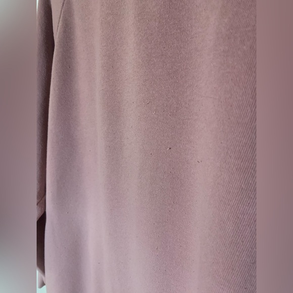 🩰AMERICAN EAGLE Pink Gradient Sweatshirt🩰 - Picture 4 of 6